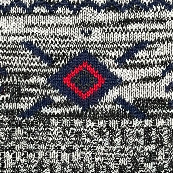 Roxy Grey Knit Cardigan with Geometric Designs Size Medium - Picture 9 of 14